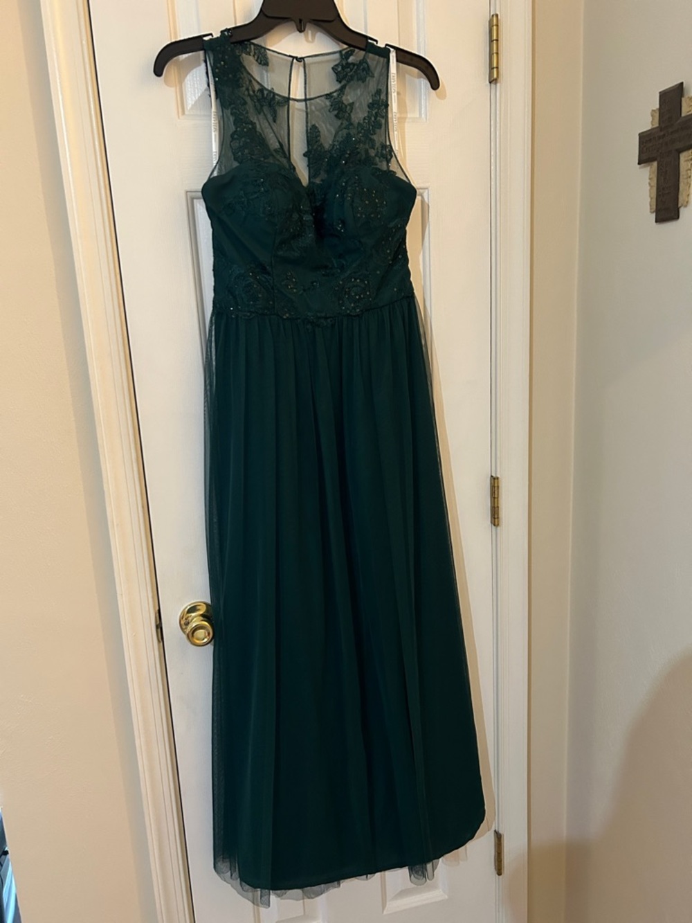 David’s Bridal bridesmaid dress - Picture 2 of 12